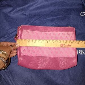 Dooney and bourke travel bag